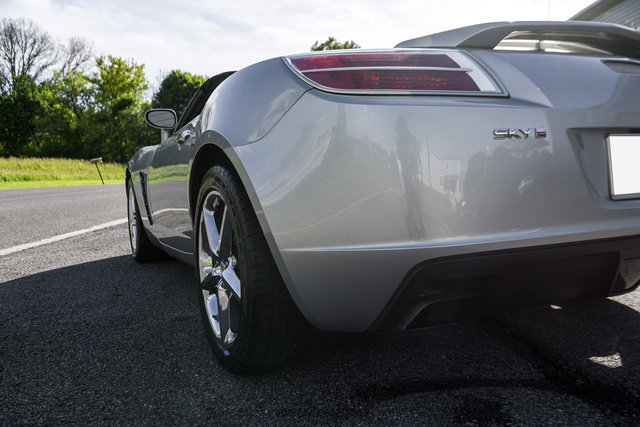 Used 2008 Saturn Sky Red Line RWD image 62