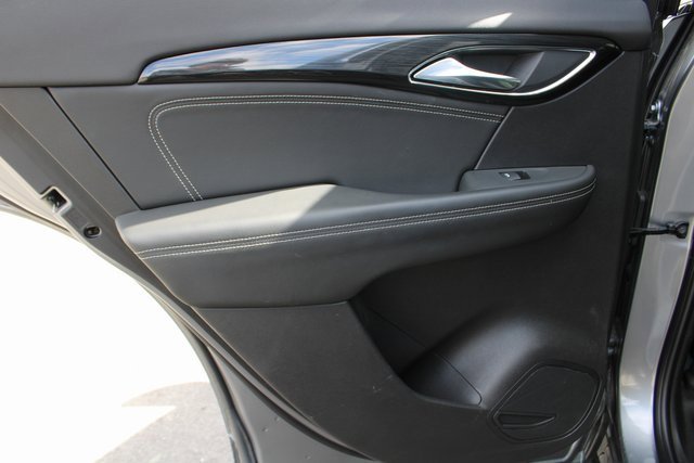 Used 2022 Buick Envision Essence w/ Safety Package image 36