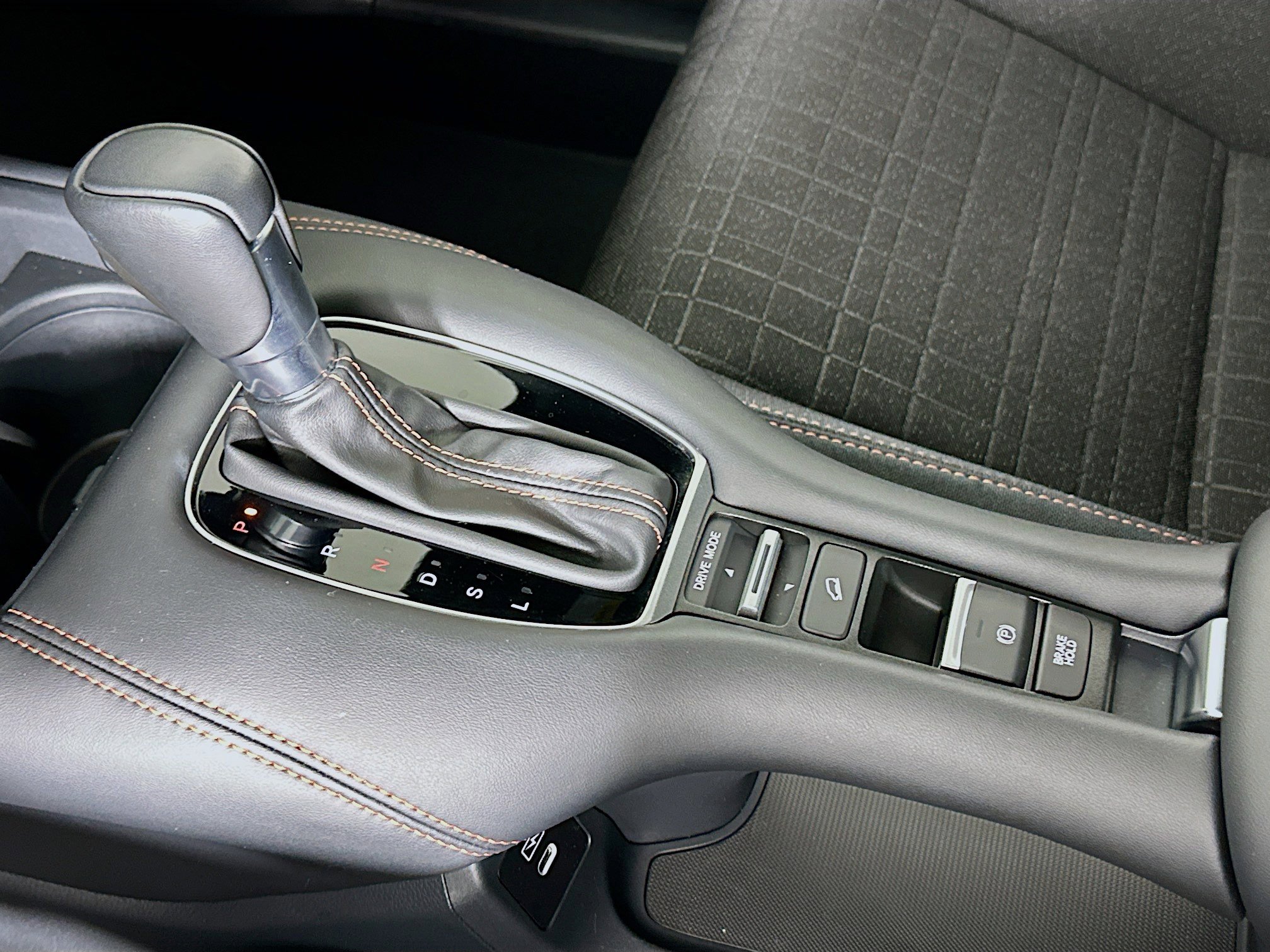 Used 2025 Honda HR-V Sport image 24