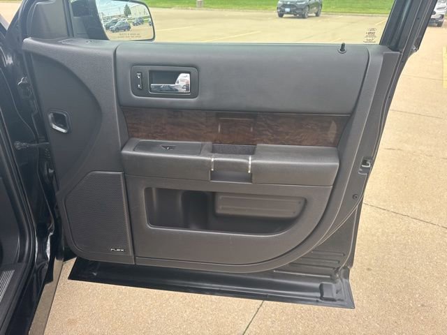 Used 2016 Ford Flex Limited image 19