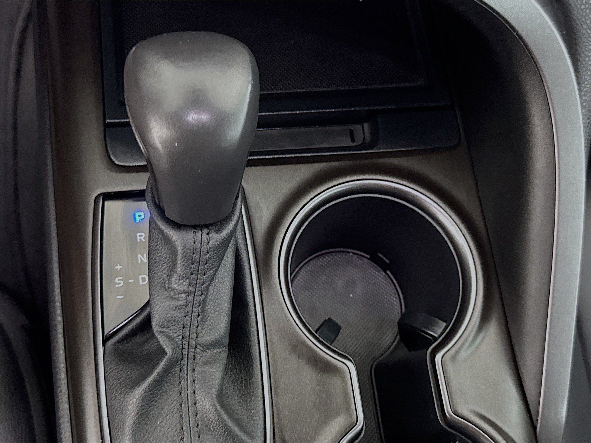 Used 2023 Toyota Camry SE FWD image 19