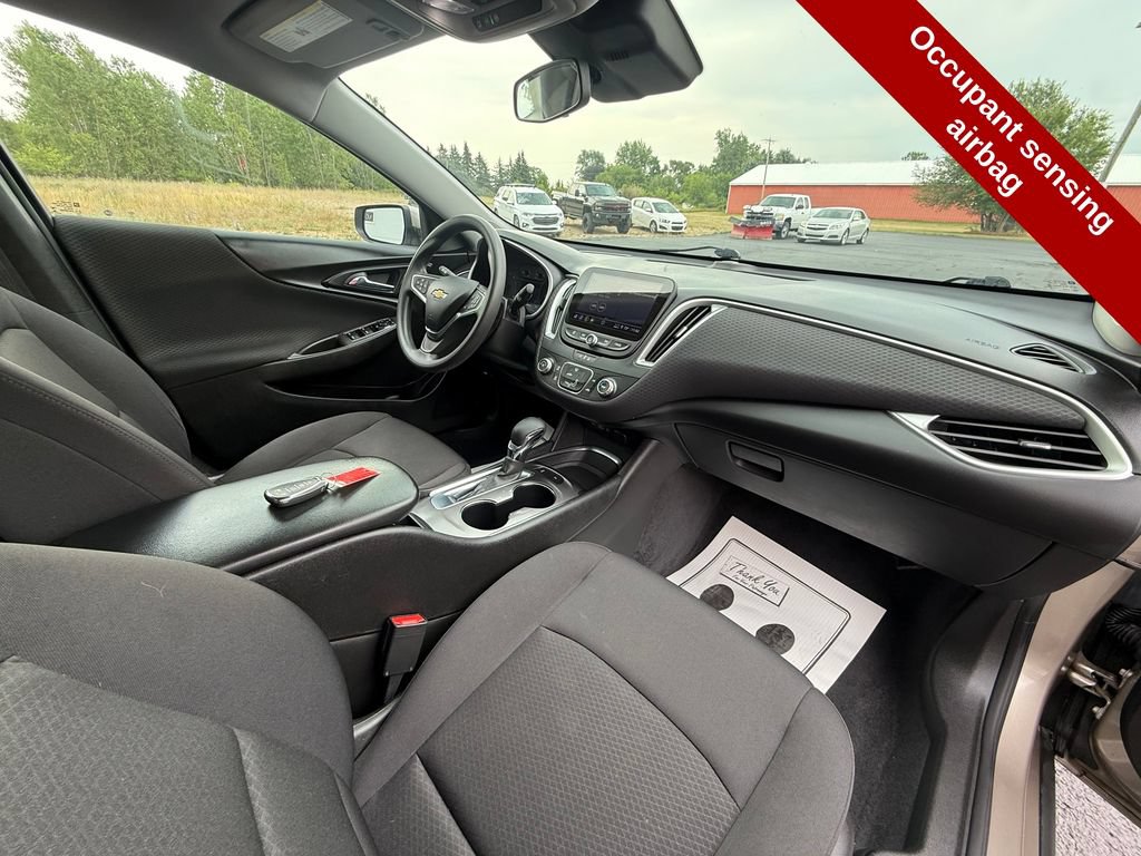 Used 2022 Chevrolet Malibu LS w/ Driver Confidence Package II FWD image 43