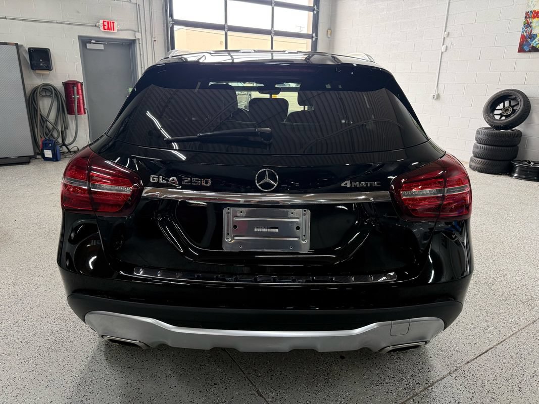 Used 2019 Mercedes-Benz GLA 250 4MATIC image 4