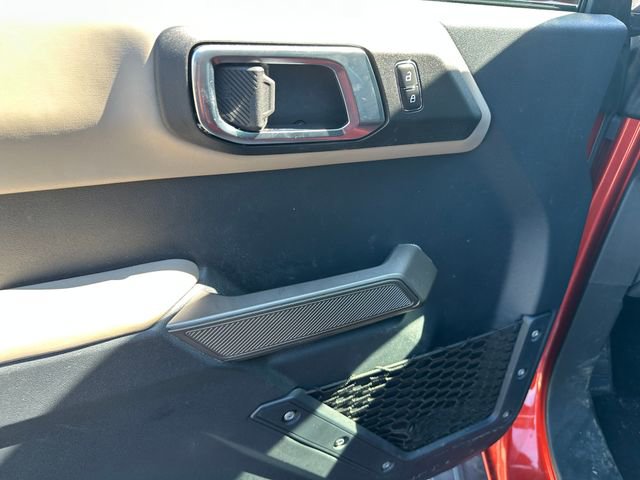 Used 2023 Ford Bronco Wildtrak image 16