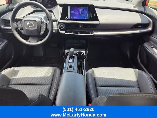 Used 2025 Toyota Prius XLE FWD image 12