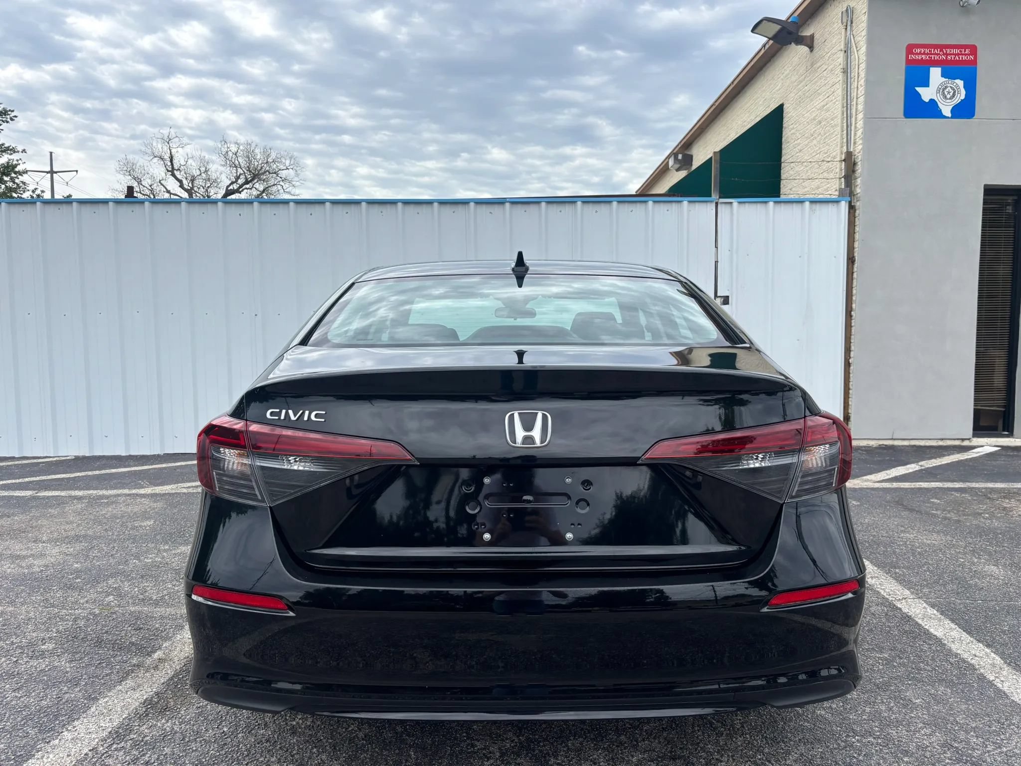 Used 2025 Honda Civic LX image 5