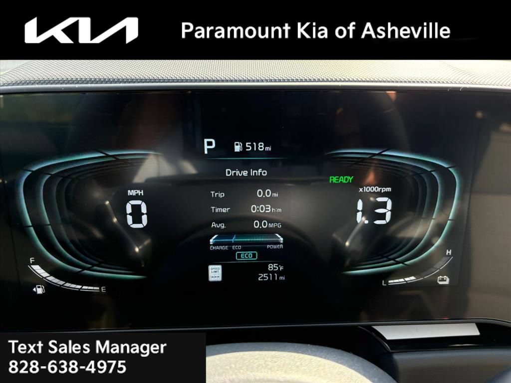 Certified 2025 Kia Niro EX Touring FWD image 9