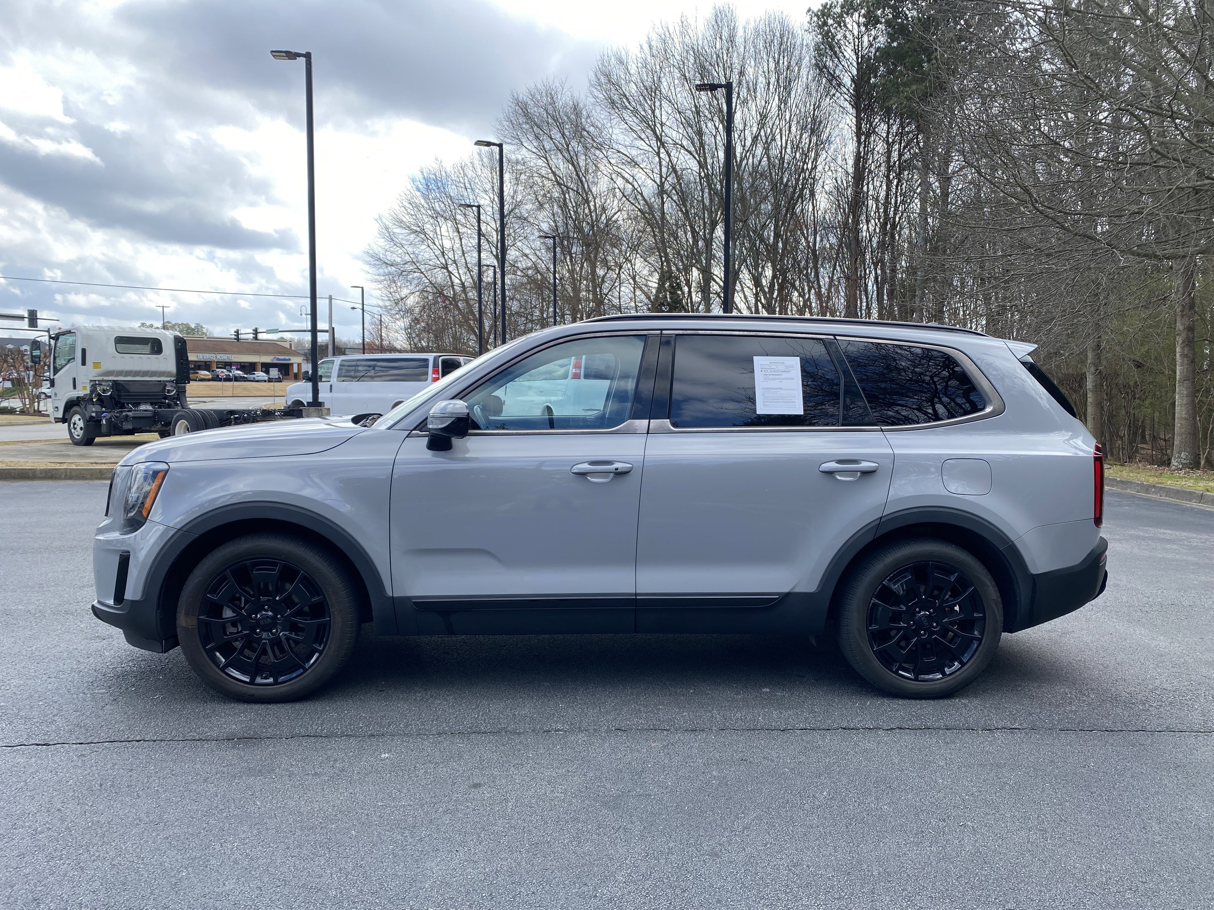 Used 2021 Kia Telluride SX w/ SX Prestige Package image 6