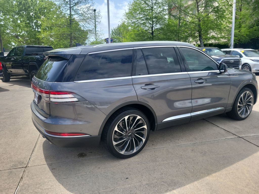 Used 2023 Lincoln Aviator Reserve w/ Equipment Group 201A image 7