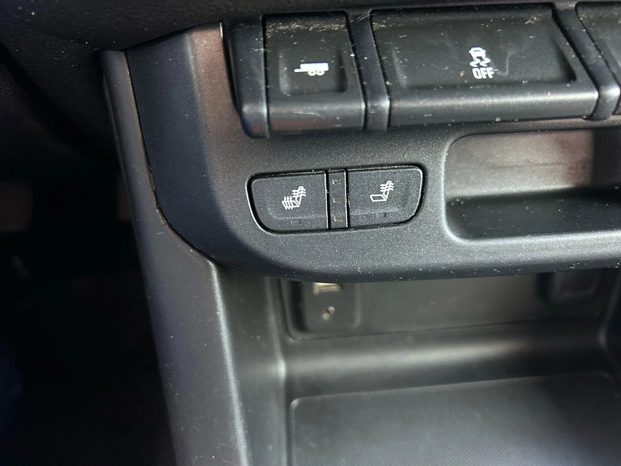 Used 2016 GMC Canyon SLE w/ All Terrain Adventure Package AWD/4WD image 10