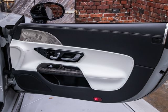 Used 2023 Mercedes-Benz SL 63 AMG 4MATIC image 41