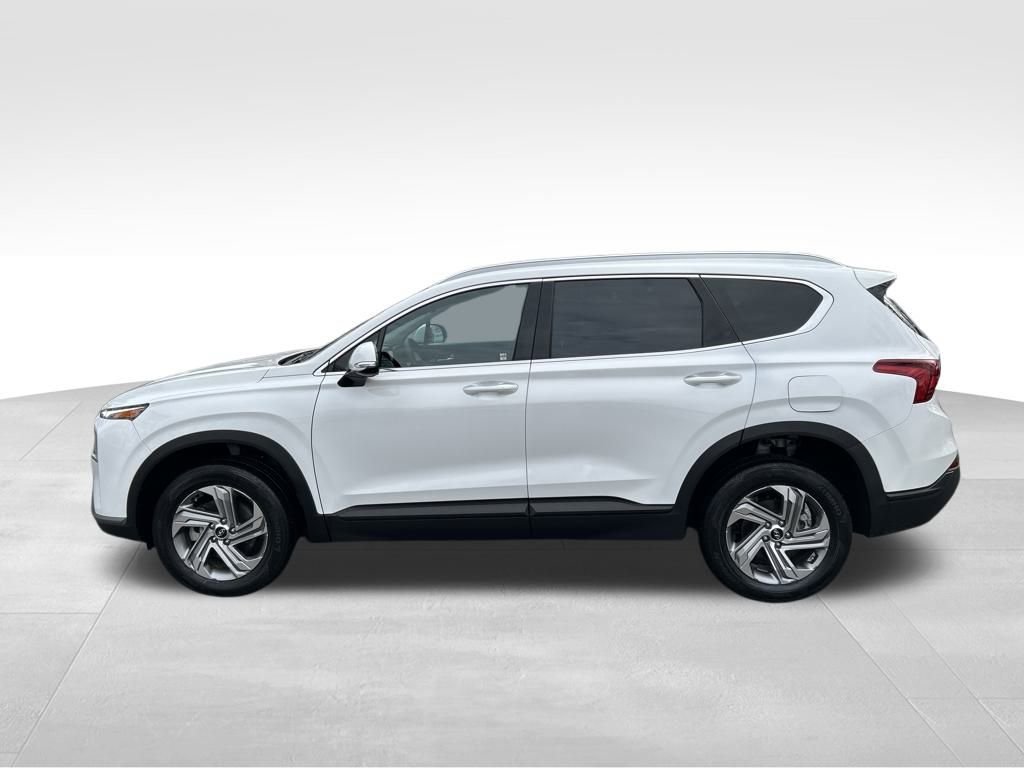 Used 2023 Hyundai Santa Fe SEL image 2