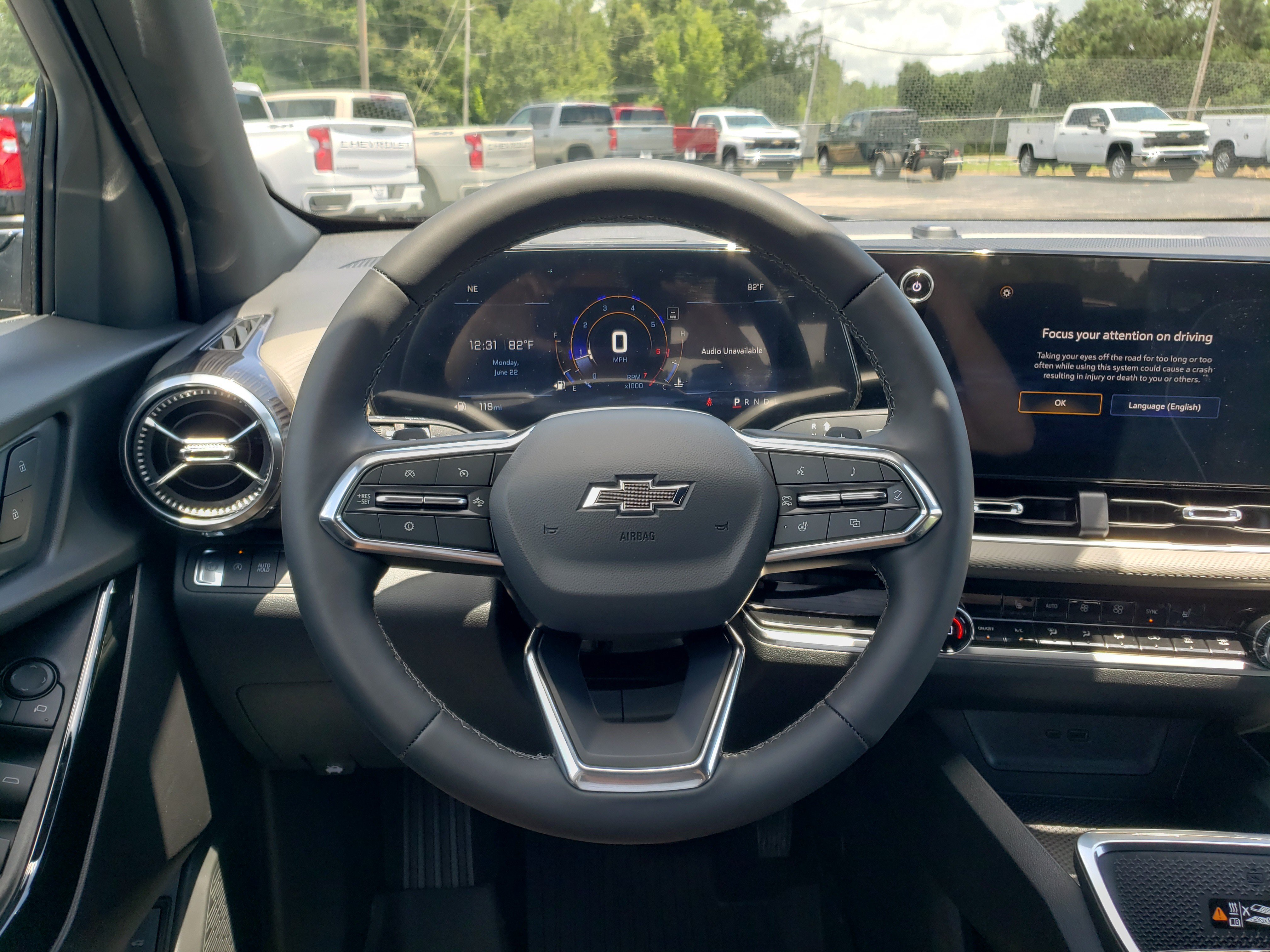 New 2026 Chevrolet Equinox LT w/ Convenience Package II FWD image 15
