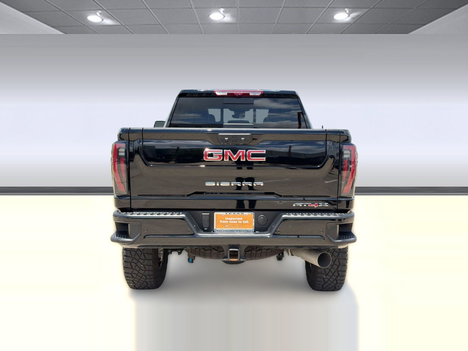 Used 2025 GMC Sierra 2500 AT4X AWD/4WD image 10