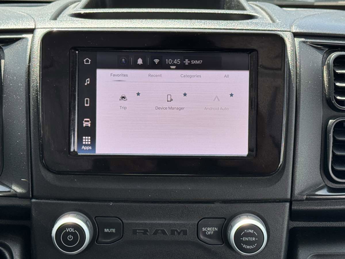 Used 2025 RAM ProMaster 2500 w/ Convenience Group FWD image 22