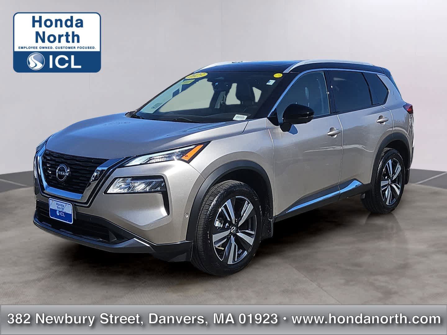 Used 2023 Nissan Rogue SL w/ SL Premium Package image 1