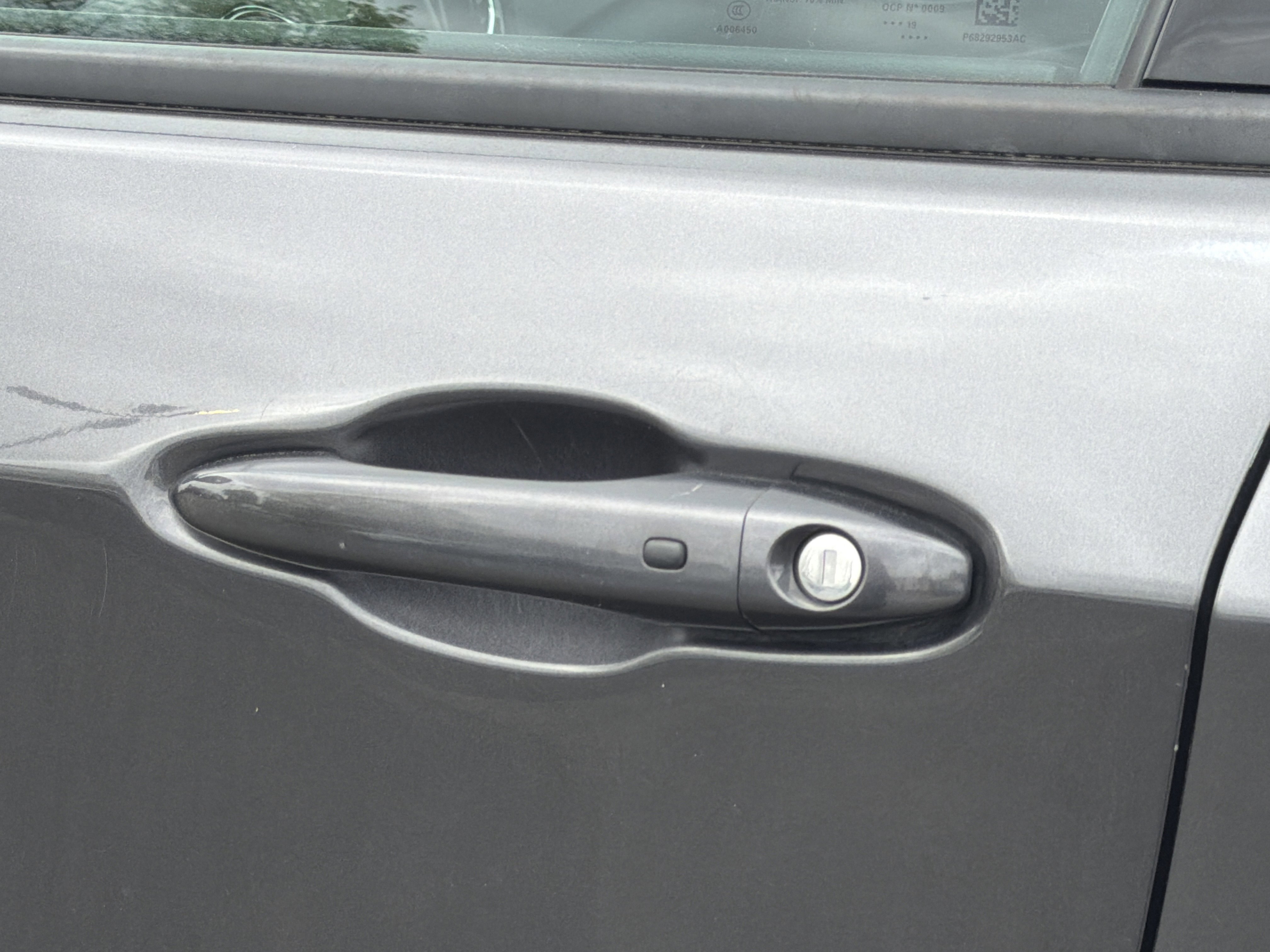 Used 2019 Jeep Compass Limited image 15