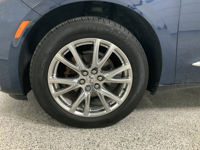 Used 2023 Buick Enclave Essence w/ Experience Buick Package image 9