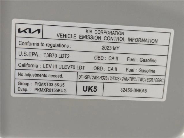 Used 2023 Kia Carnival SX Prestige image 27