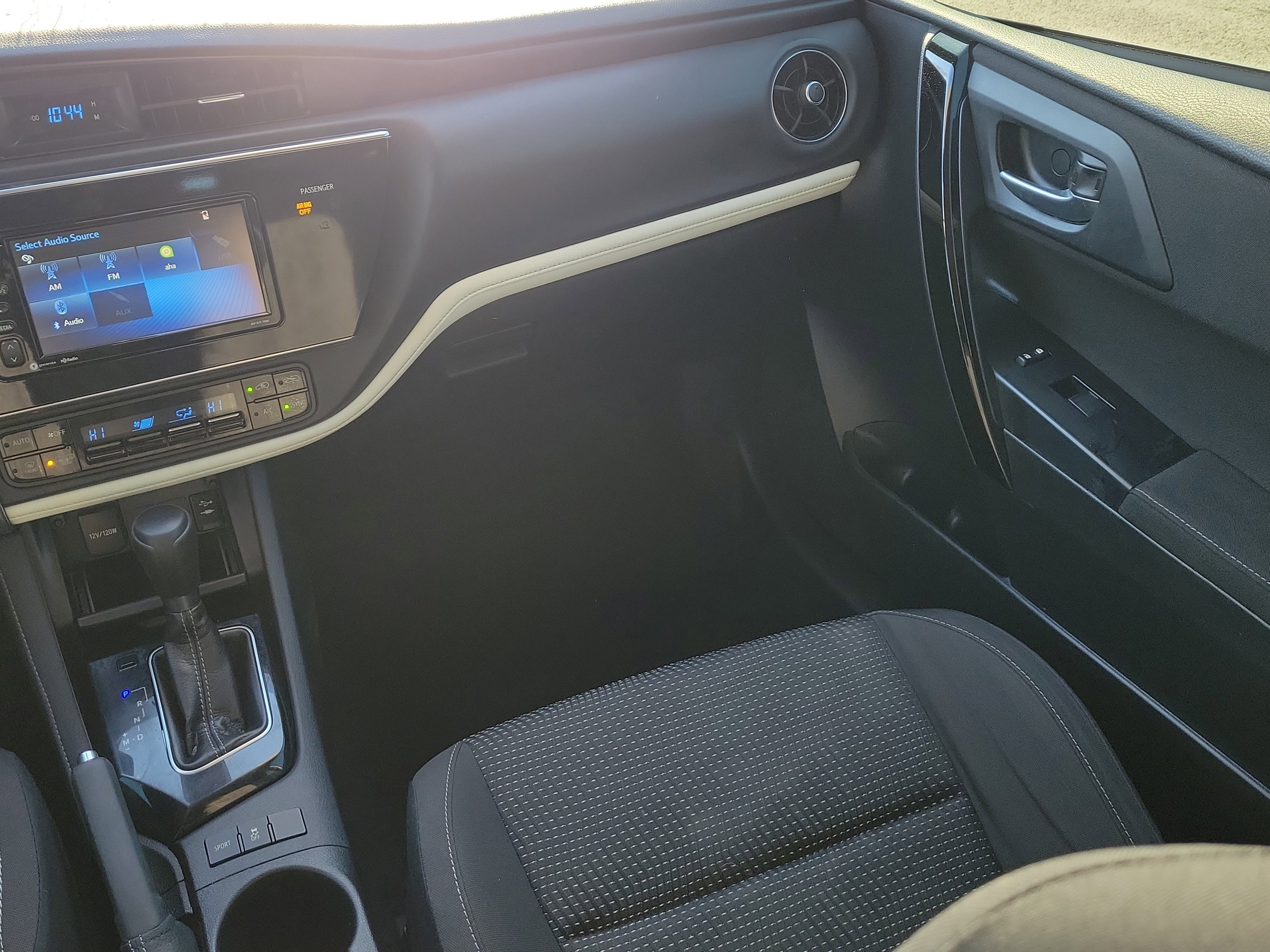 Used 2017 Toyota Corolla iM w/ All-Weather Mat Package image 11