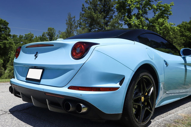 Used 2015 Ferrari California T RWD image 80