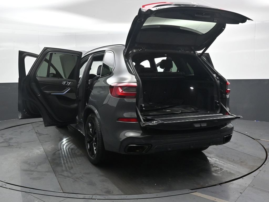 Used 2023 BMW X5 M50i w/ Executive Package AWD/4WD image 60