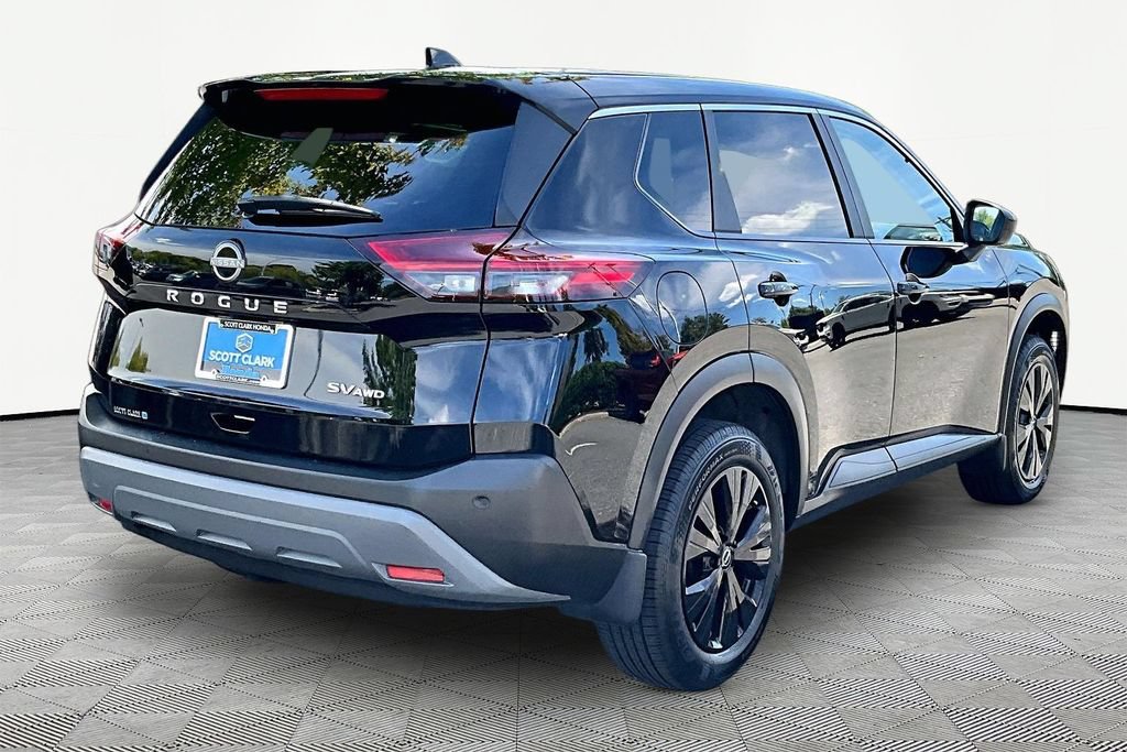 Used 2023 Nissan Rogue SV AWD/4WD image 6