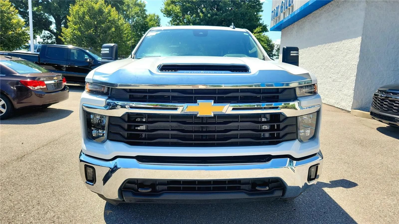 Used 2025 Chevrolet Silverado 2500 LT w/ Convenience Package AWD/4WD image 21