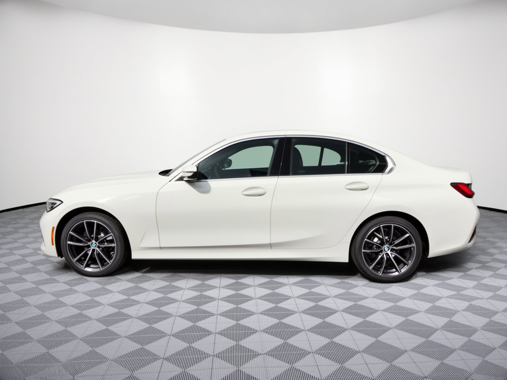 Used 2022 BMW 330i xDrive Sedan w/ Driving Assistance Package AWD/4WD image 2
