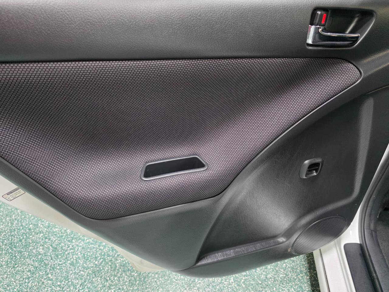 Used 2004 Toyota Matrix AWD image 20
