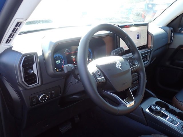 Used 2025 Ford Bronco Sport Outer Banks w/ Outer Banks Tech Package+ image 14