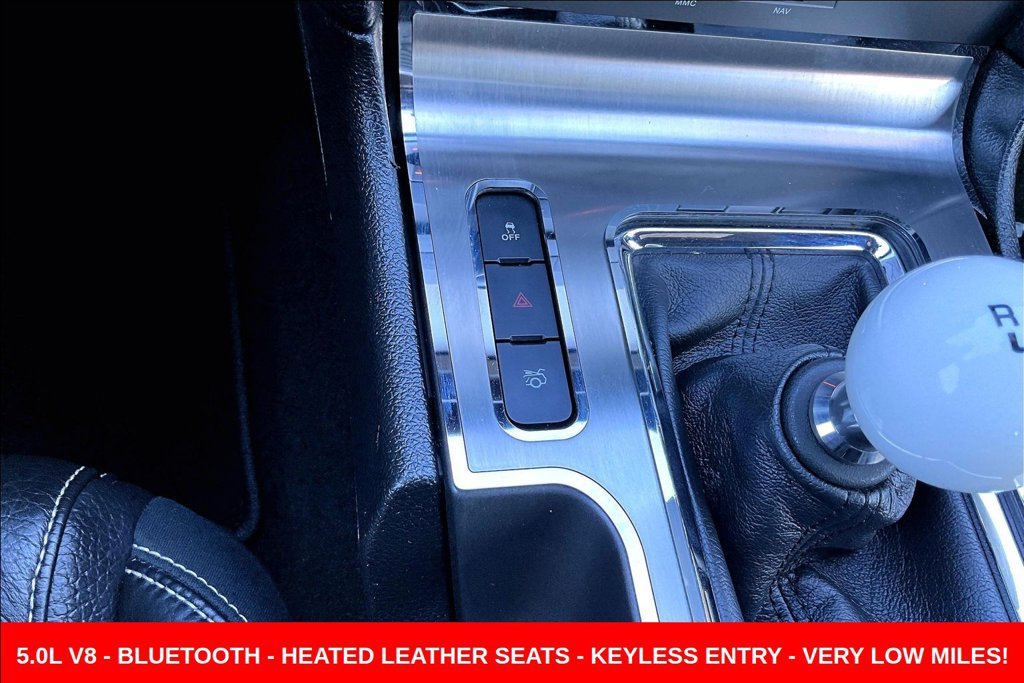 Used 2012 Ford Mustang GT Premium w/ Electronics Pkg RWD image 15