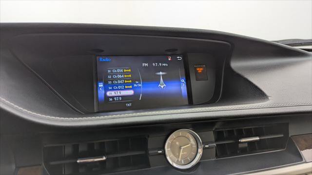 Used 2015 Lexus ES 350 w/ Premium Package FWD image 23