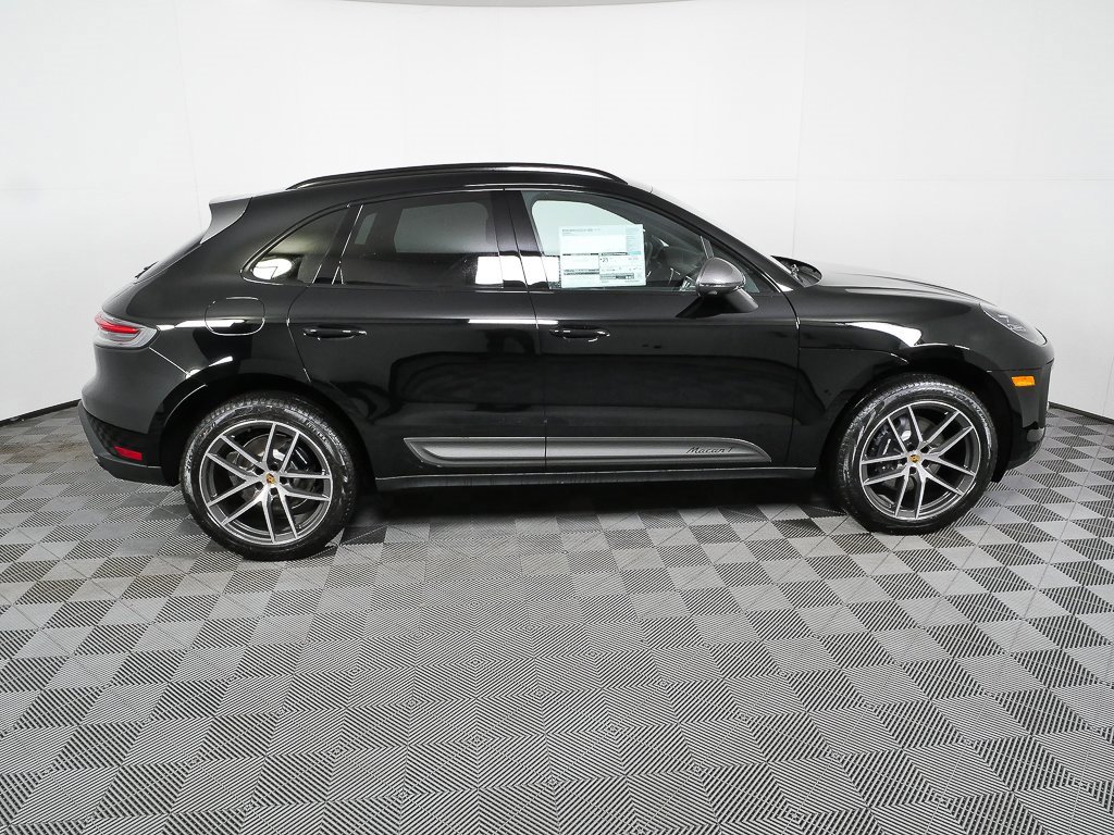 New 2026 Porsche Macan Turbo image 27