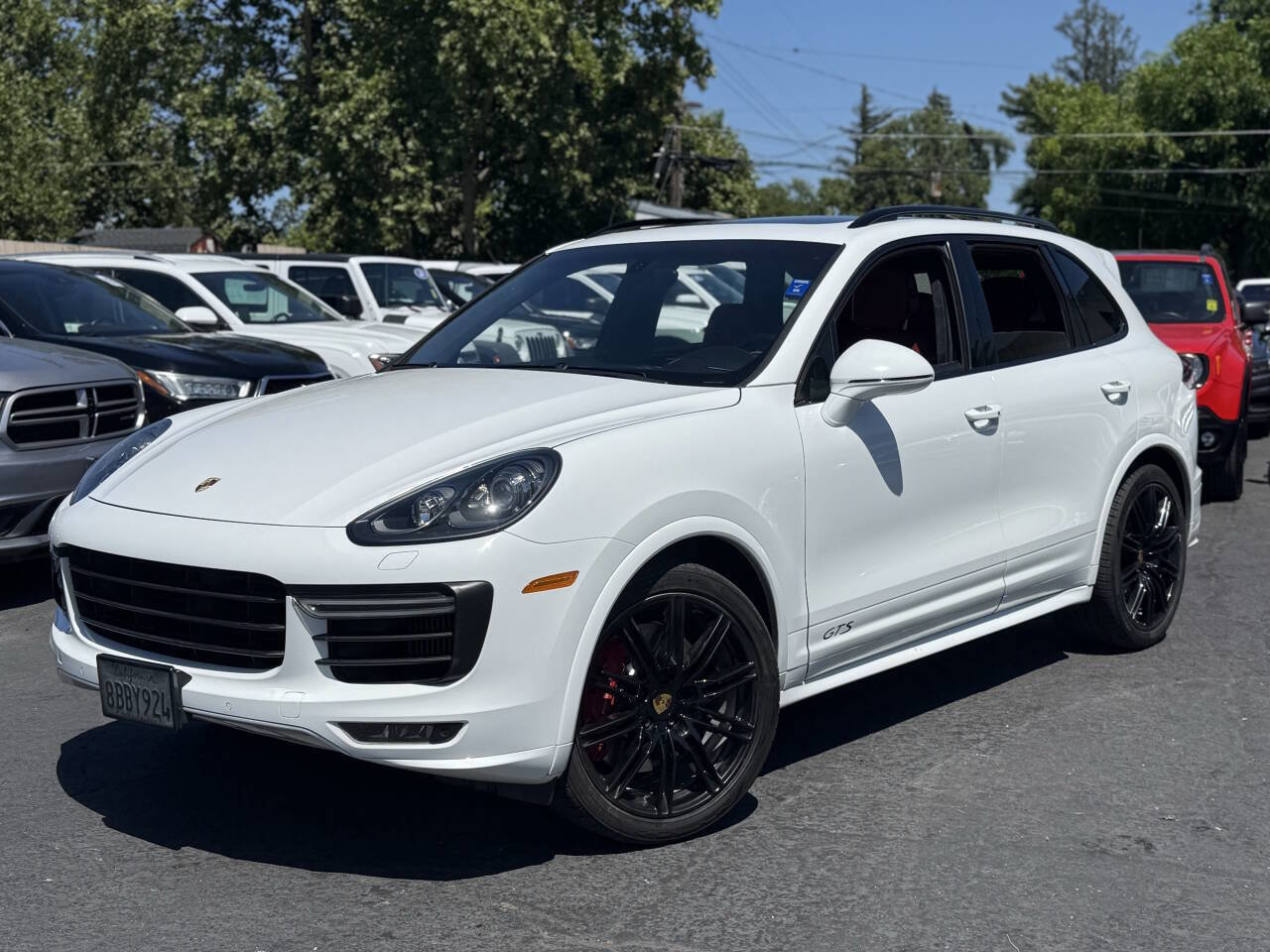 Used 2018 Porsche Cayenne GTS AWD/4WD image 1