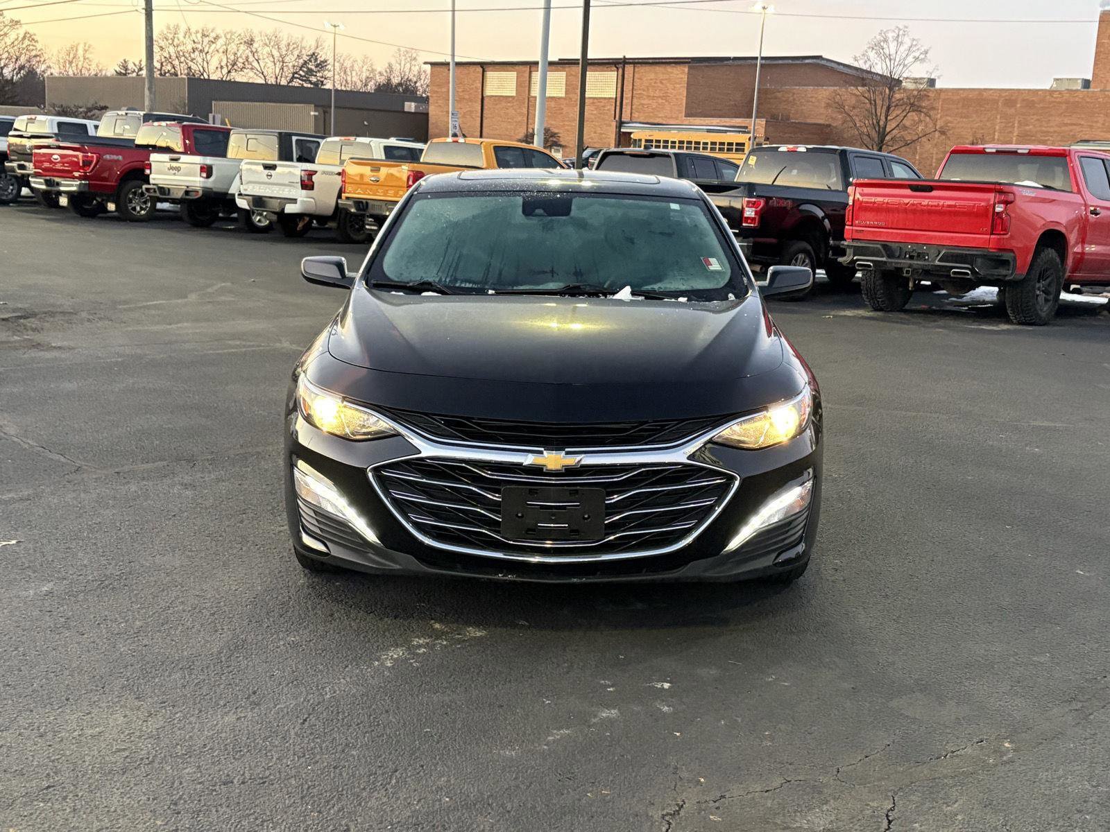 Used 2024 Chevrolet Malibu LT image 17