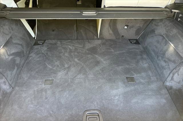 Used 2023 BMW X5 xDrive45e w/ Climate Comfort Package AWD/4WD image 14