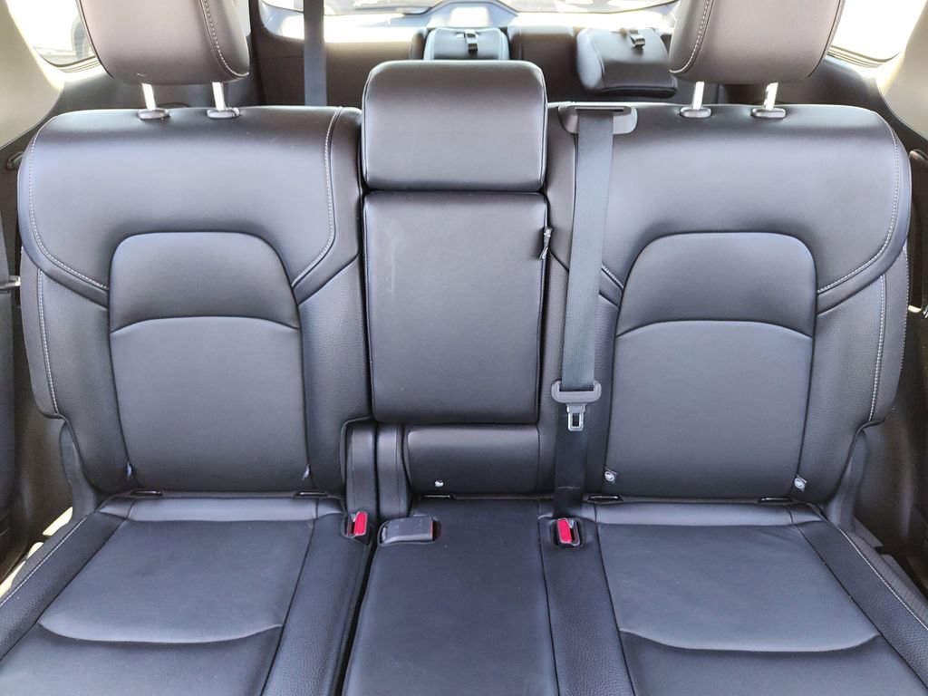 Used 2024 Nissan Pathfinder SL image 30