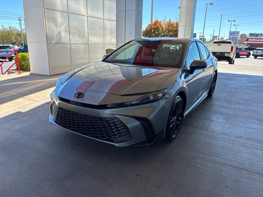 New 2026 Toyota Camry SE FWD image 2