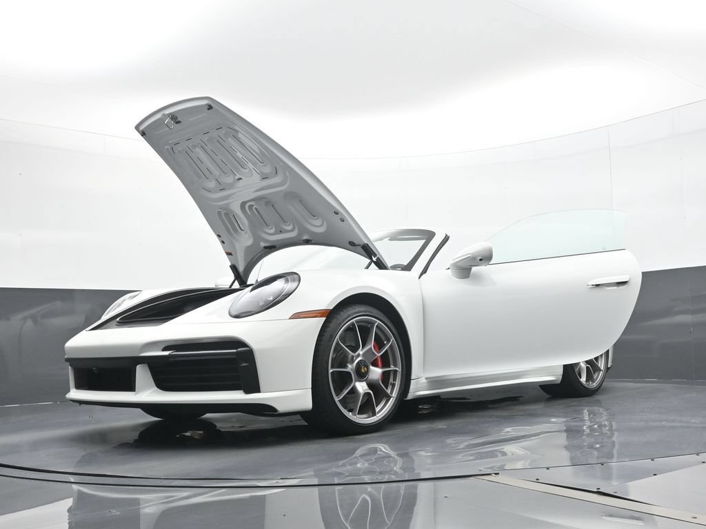 Certified 2024 Porsche 911 Turbo AWD/4WD image 27