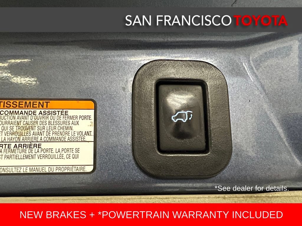 Used 2016 Toyota Sienna XLE Premium FWD image 43