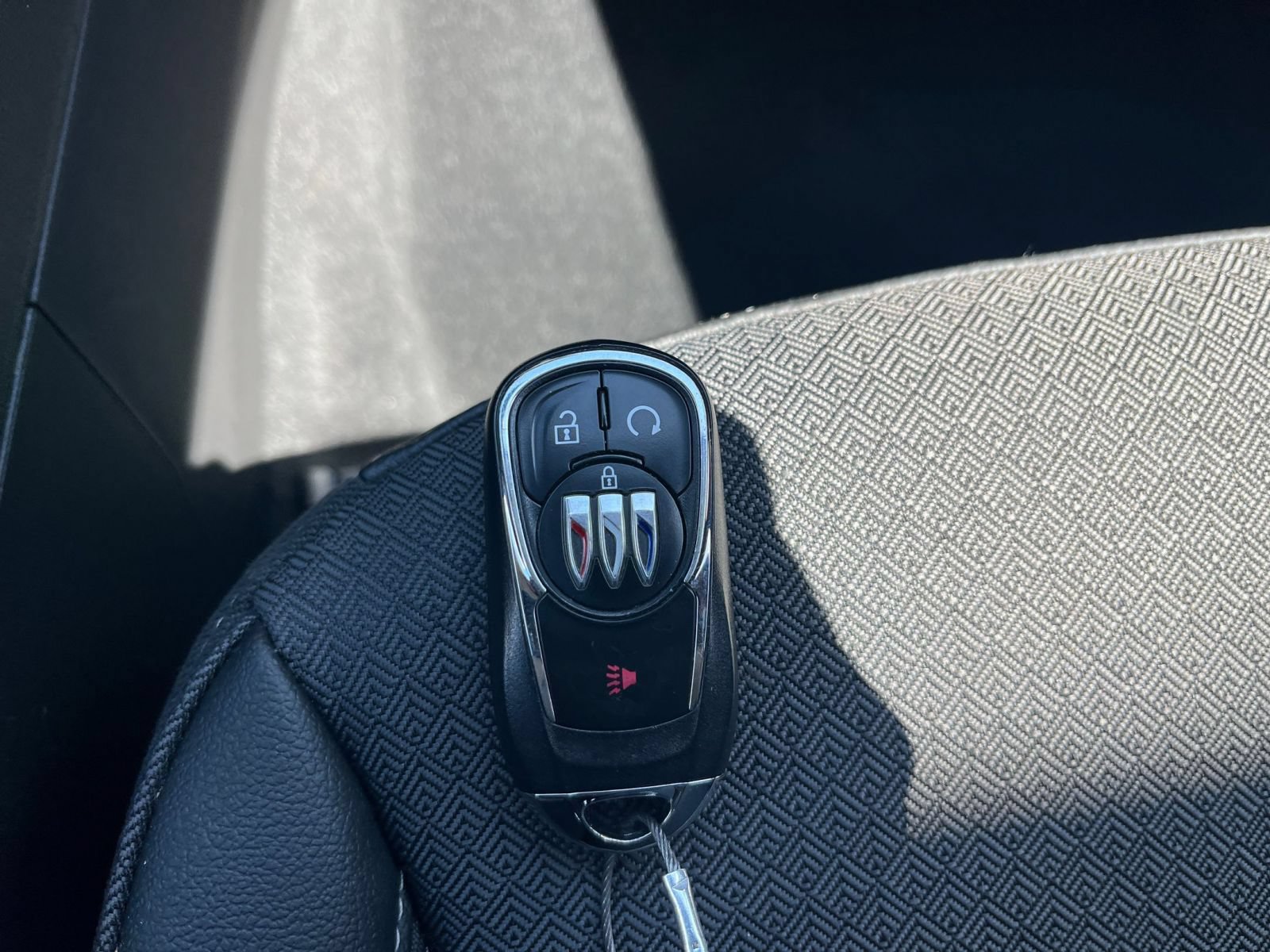 Used 2025 Buick Encore GX Preferred FWD image 23