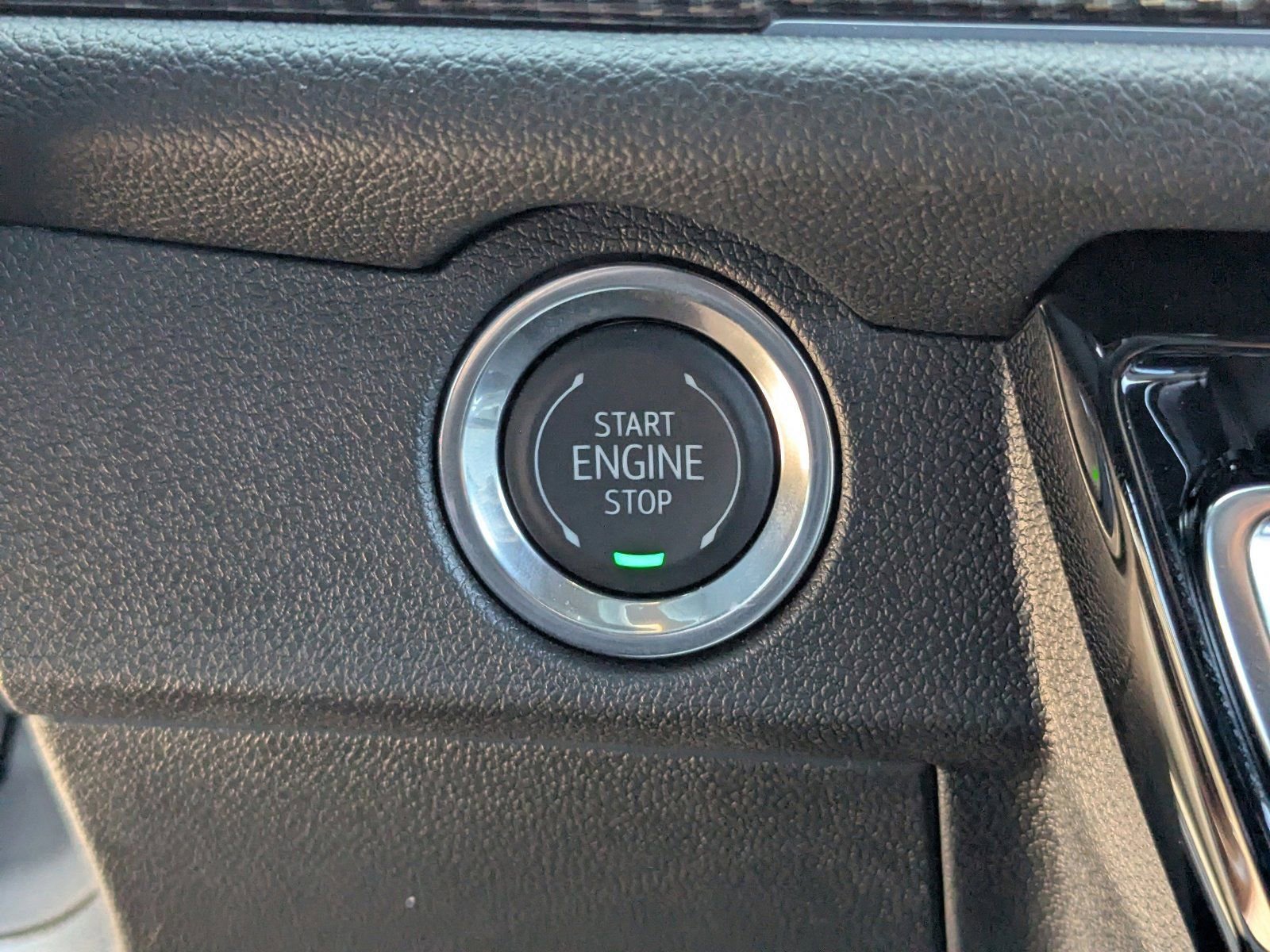 Used 2026 Chevrolet Traverse High Country image 33