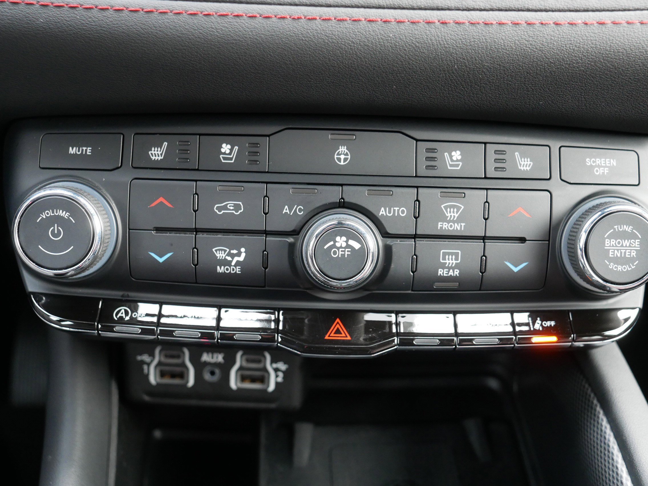 Certified 2024 Dodge Durango GT image 23