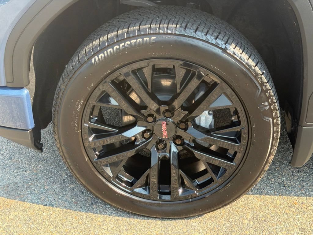 Certified 2025 GMC Sierra 1500 Denali AWD/4WD image 11
