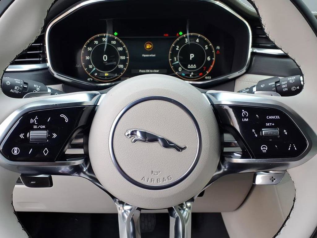 New 2026 Jaguar F-PACE R-Dynamic S image 8