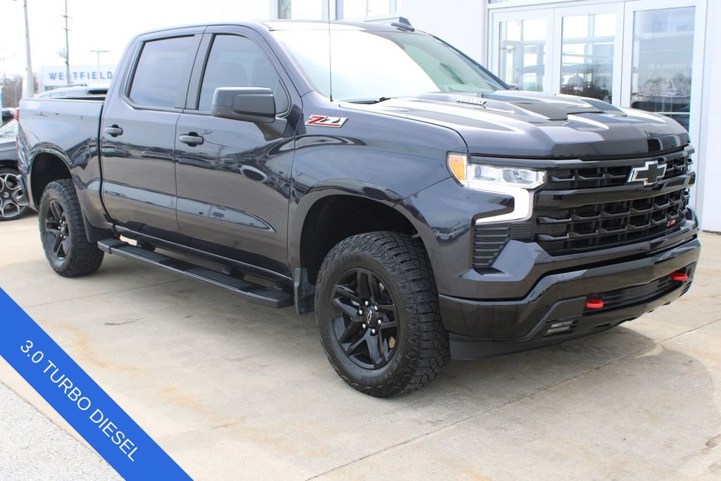 Used 2024 Chevrolet Silverado 1500 LT Trail Boss w/ Protection Package AWD/4WD image 1