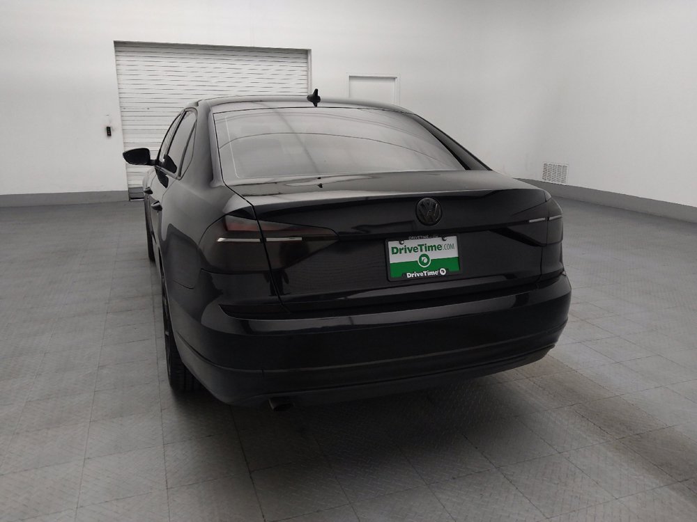 Used 2019 Volkswagen Passat 2.0T Wolfsburg w/ Wheels & Sunroof Package FWD image 6