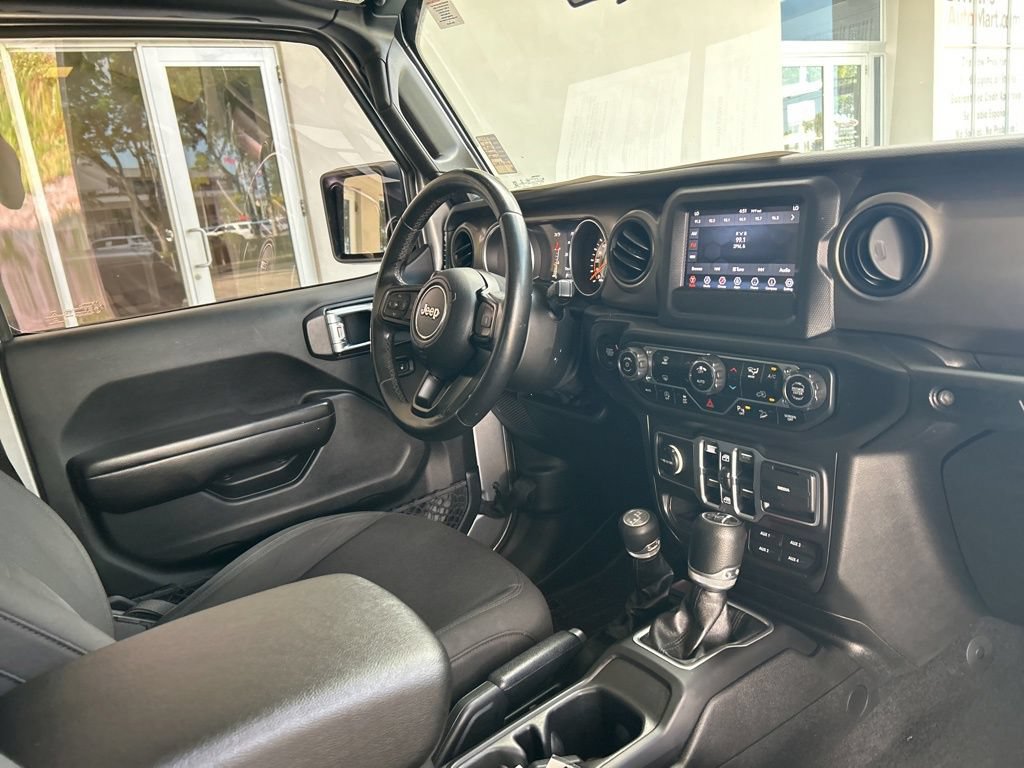Used 2018 Jeep Wrangler Unlimited Sport S AWD/4WD image 23