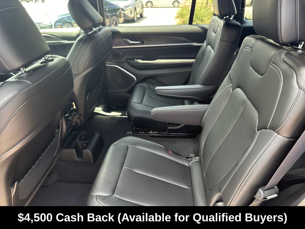 New 2026 Jeep Grand Cherokee L Limited w/ Trailer Tow Package AWD/4WD image 33